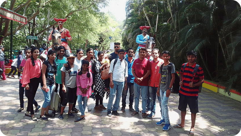 Meet our team carrer-point-placement-services-team-9